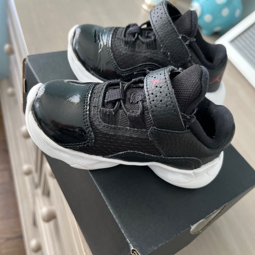 Jordan 11